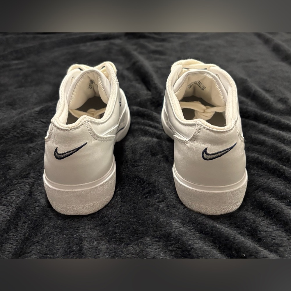 Vintage Nike Retro GTS 2003 White/Navy 143014-141 Size 7 NWOB RARE - Picture 5 of 16